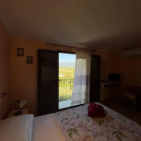 萨方塔纳住宿加早餐旅馆 3*