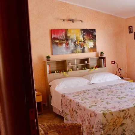 Bed & Breakfast Sa Funtana 3*