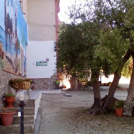 Bed & Breakfast Sa Funtana 3*